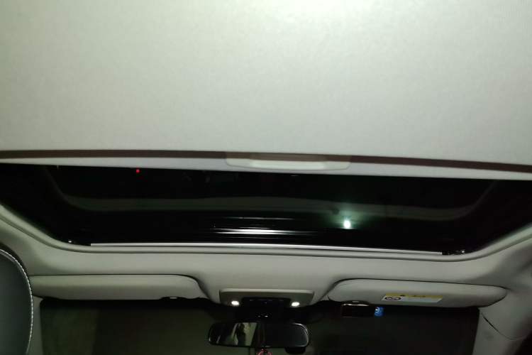 Used Toyota Camry 2019 Revised Version 2.0S Fēngshàng Edition