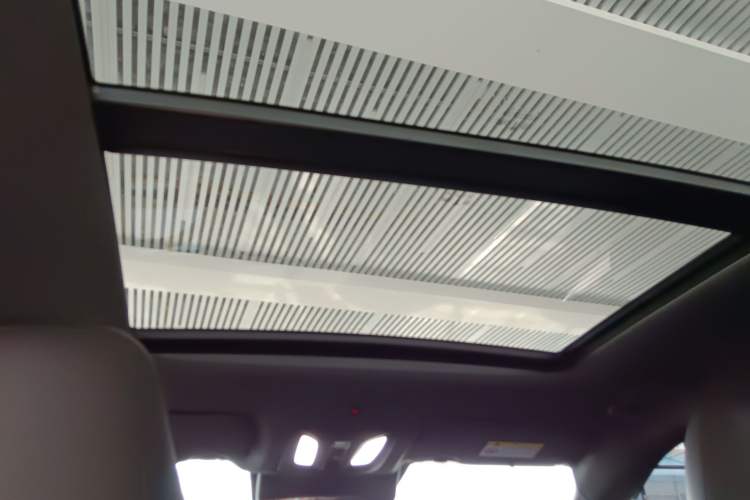 Used HEDMOS 06 2025 Model 520km