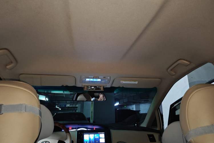 Used Toyota Previa  Headliner