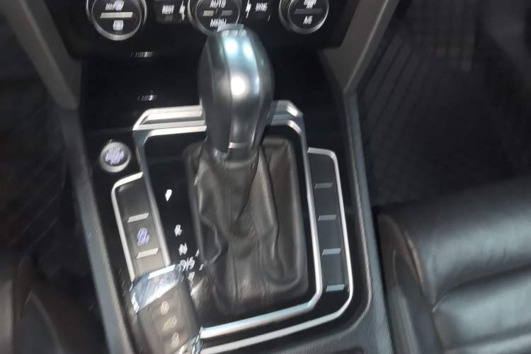 Used Volkswagen Magotan 2019 330TSI DSG Luxury Version China VI Standard