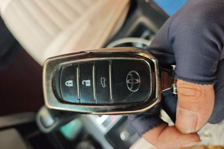 Used Toyota Prado 2016 2.7L Automatic Standard Edition