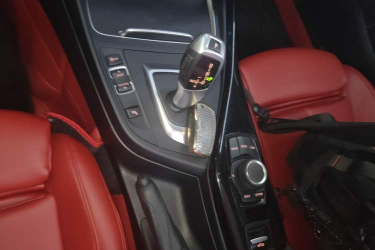 Used BMW 2 Series 2019 225i Convertible Coupe Sports Design Package