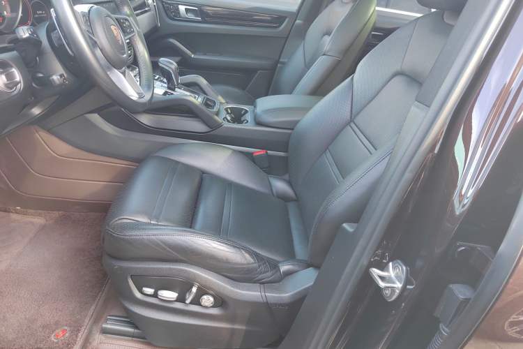 Used Porsche Cayenne 2019 Cayenne 3.0T Left Front Seat