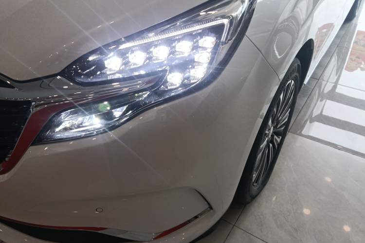 Used Buick GL8 2020 ES Land Cruiser 653T Flagship Model Left Front Headlight