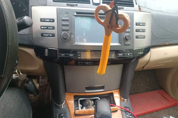 Used Toyota Reiz 2007 2.5S Leather Sunroof Version