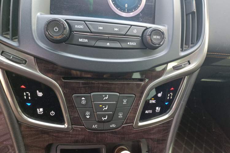 Used Buick LaCrosse 2013 2.4L SIDI Luxury Comfort Edition
