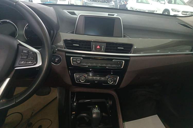 Used BMW X1 2019 sDrive18Li Premium Edition