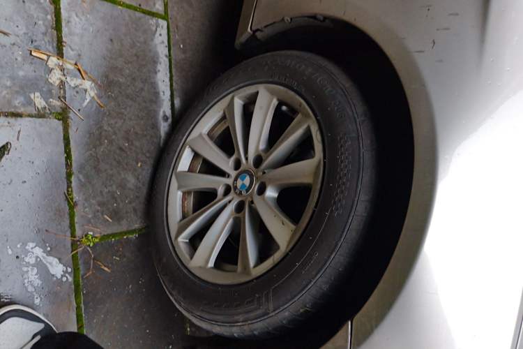 Used BMW 5 Series 2012 523Li Luxury Model
