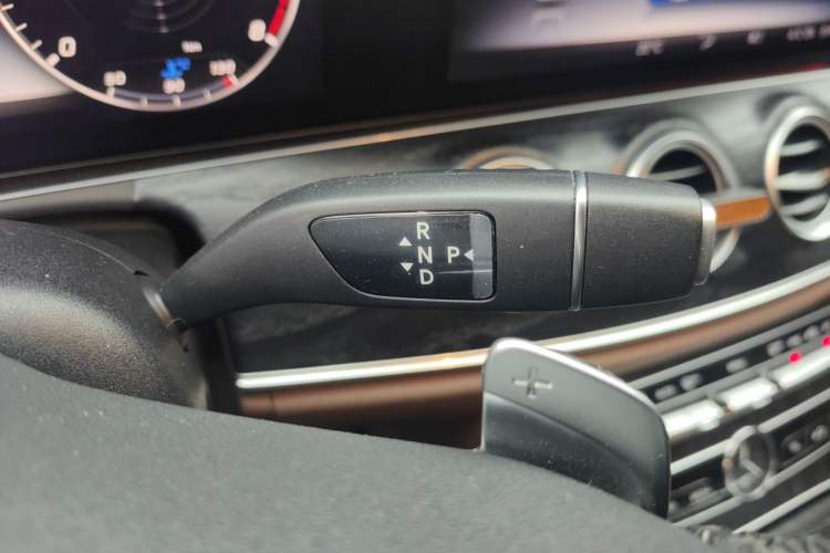 Used Mercedes-Benz E-Class 2019 E 300 L Sporty and Stylish Model
