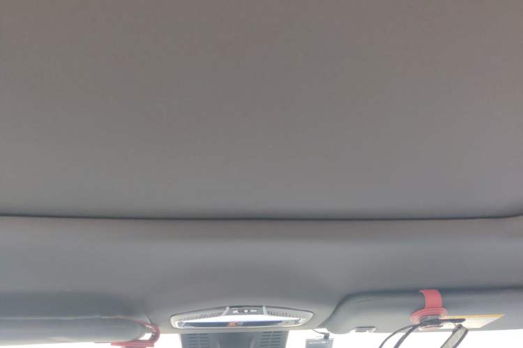 Used Geely Auto Emgrand X7 Sport 2024 1.5TD Prestige Edition
