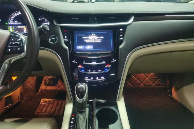 Used Cadillac XTS 2017 28T Elite Model Audio And AC Panel