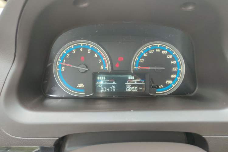 Used Baojun 730 2015 1.8L Manual Luxury Navigation ESP Version 7-seater