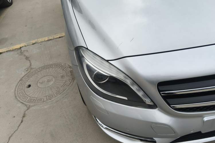 Used Mercedes-Benz B-Class 2012 B 200 Right Front Headlight