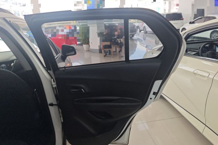 Used Chevrolet Trax 2018 330T Automatic Two-Wheel Drive Elite Model