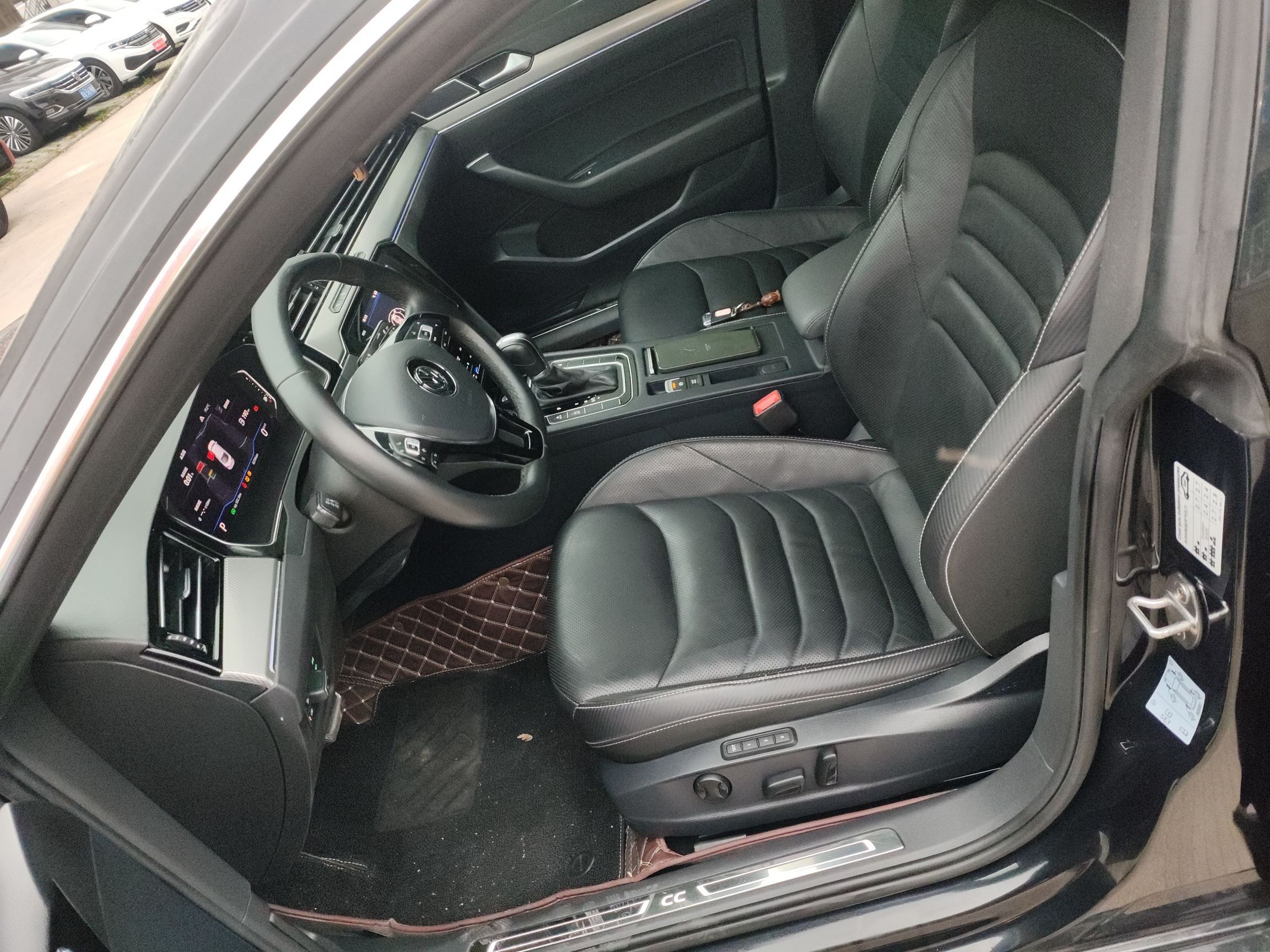 Interior delantero