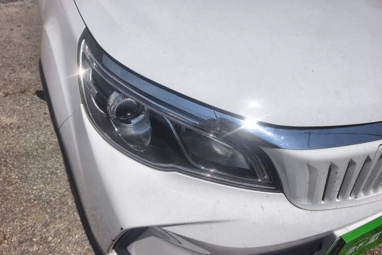 Used Geometry EX3 Kung Fu Cow 2021 Tough Bull Cow Right Front Headlight