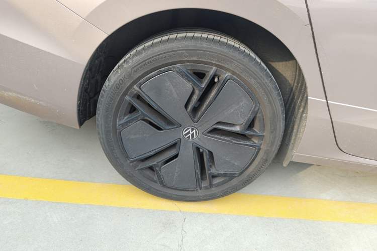 Used Volkswagen Passat 2025 Pro 380TSI Starry Dragon Luxury Edition
