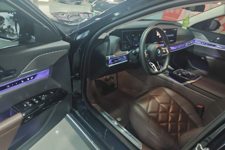 Used BMW i7 2023 eDrive50L Leading M Sport Package