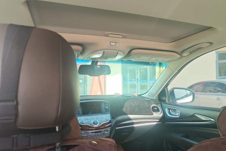 Used Infiniti JX 2013 JX35 Two-Wheel-Drive Excellence Edition Headliner