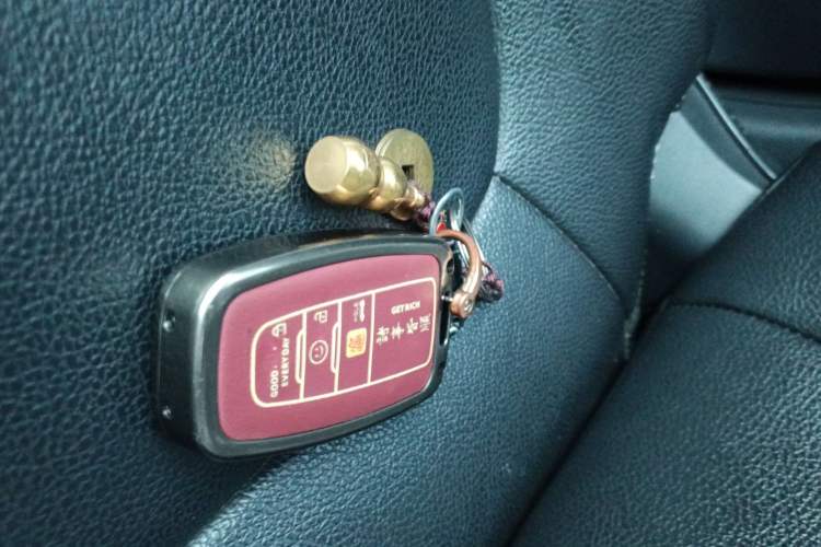 Used Toyota RAV4 2020 2.0L CVT Two-Wheel Drive Fashion Edition