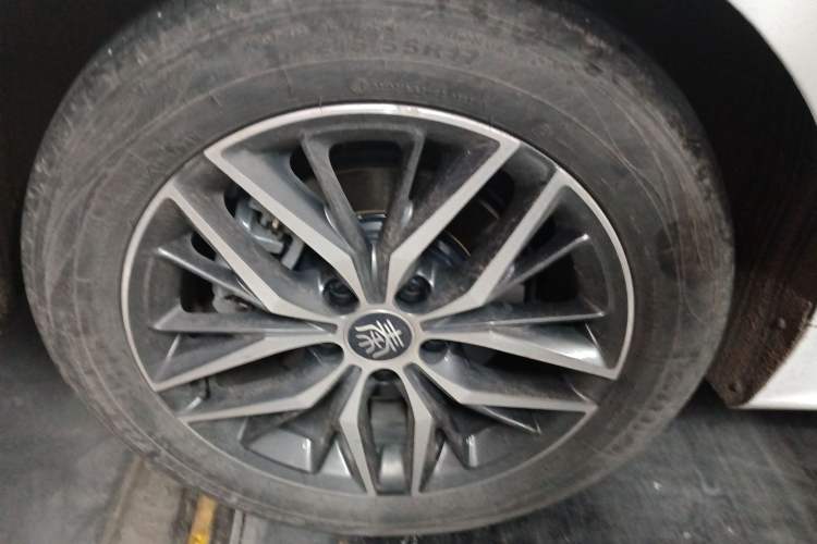 Used BYD Qin PLUS 2021 EV 500KM Luxury Model
