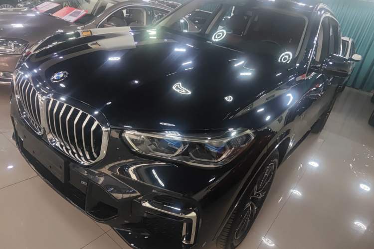 Used BMW X5 2022 Restyled xDrive 30Li Luxury Version M Sport Package