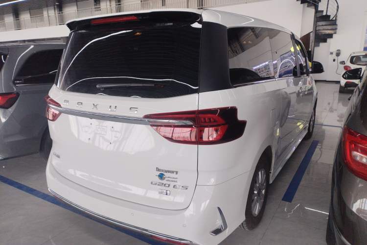 Used SAIC MAXUS G20 2023 Facelifted ES 2.0T Gasoline Automatic Value Edition
