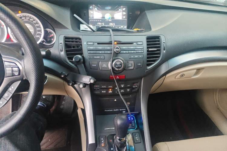 Used Honda Spirior 2013 2.0L Luxury Edition
