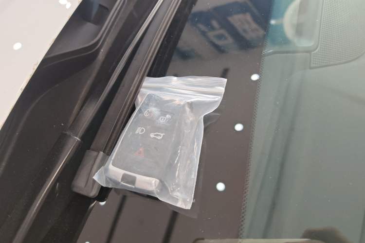 Used Land Rover Range Evoque 2020 249 PS R-DYNAMIC SE Sport Technology Edition