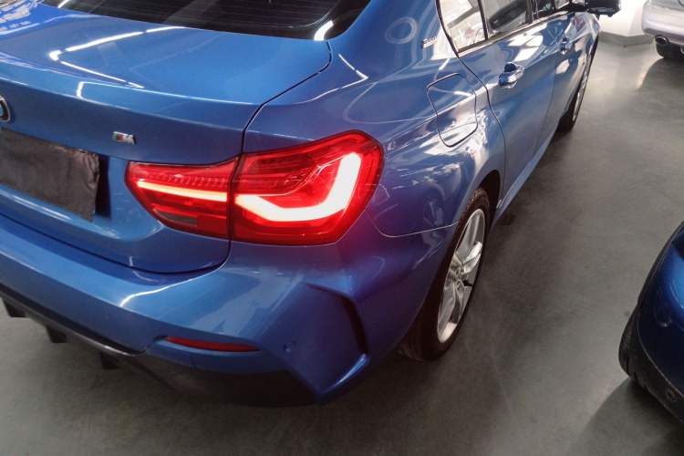 Used BMW 1 Series 2019 118i M Sport Package Exterior 3