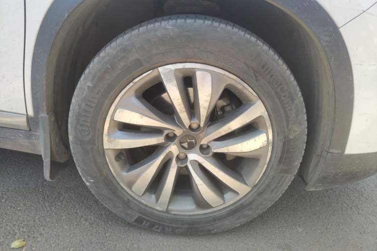 Used DS 6 2014 1.6T Luxury Edition THP160 Right Front Wheel Hub
