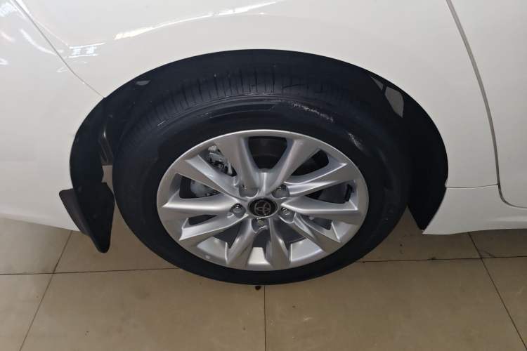 Used Toyota Corolla 2024 1.8L Smart Electric Hybrid Dual-Engine Elite Edition