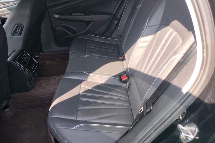 Used Volkswagen Passat 2024 330TSI Starry Elite Edition