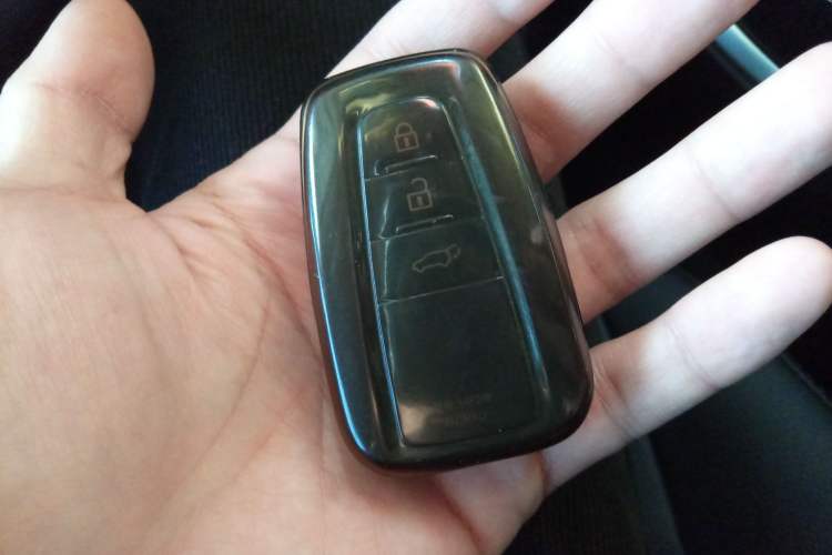 Used Toyota Highlander 2022 Dual-Engine 2.5L Four-Wheel Drive Prestige Version 7 Seats
