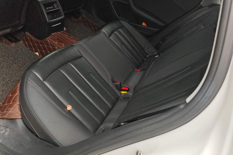 Used Audi A4L 2020 40 TFSI Fashionable and Elegant Model