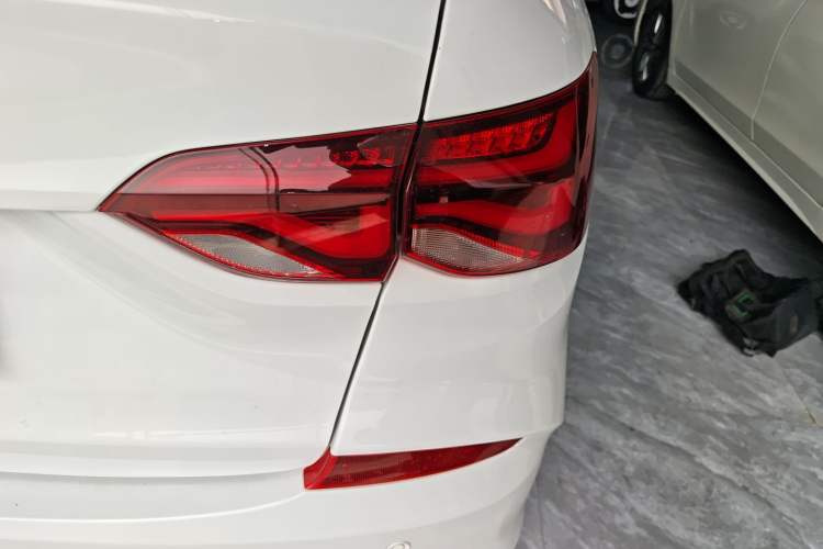 Used Chevrolet Monza 2021 320 Automatic Enjoyment Sunroof Edition