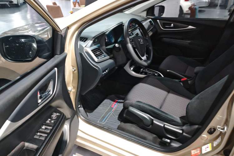 Used Honda Crider 2016 1.8L CVT Luxury Edition
