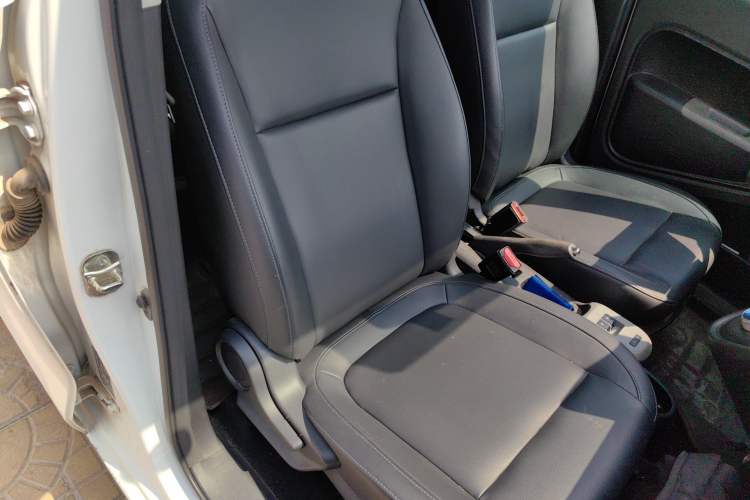 Used ORA Black Cat 2021 351 km Standard Version
