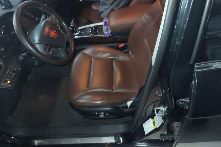 Used Hongqi H7 2015 2.0T Luxury Model