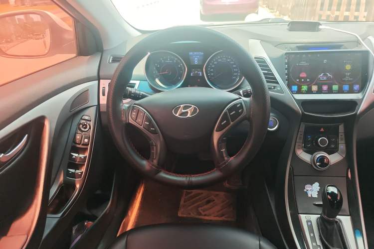 Used Hyundai Elantra (5th Generation / Langdong) 2015 1.6L Automatic Leading Model
