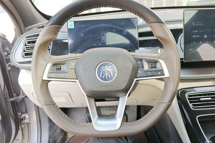 Used BYD Qin PLUS 2023 Champion Edition DM-i 120KM Leading Model
