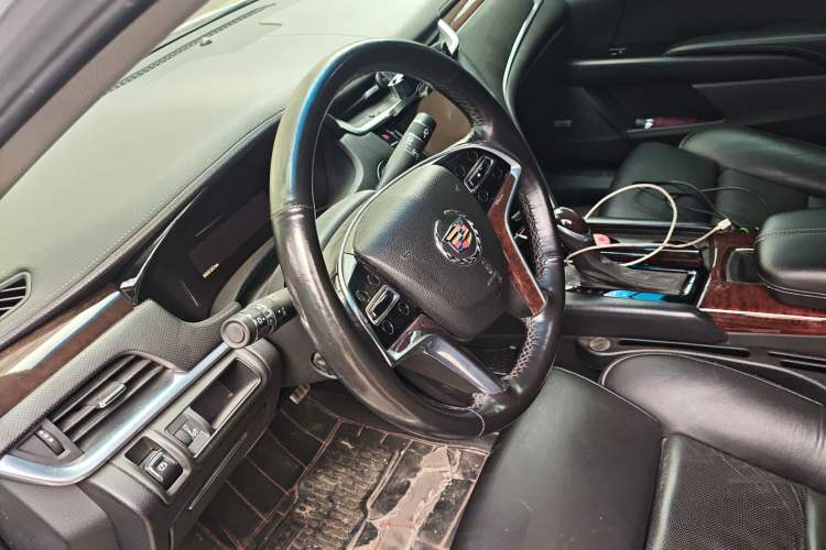 Used Cadillac XTS 2014 28T Luxury Model