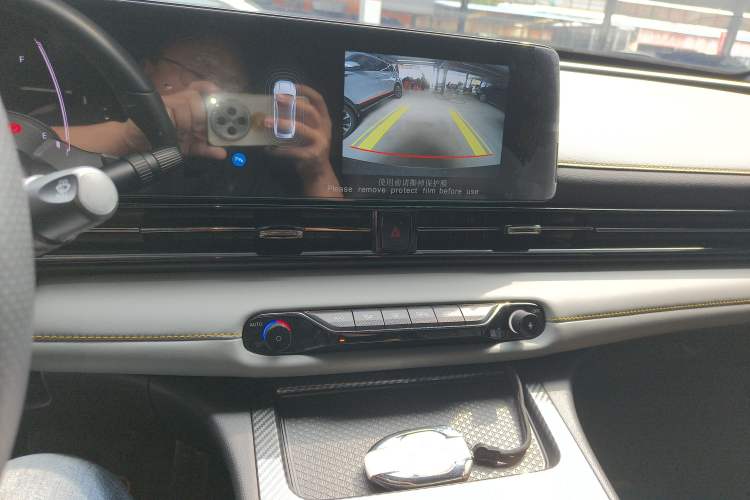 Used GAC Trumpchi EMPOW 2021 270T DCT J15 Version Audio And AC Panel