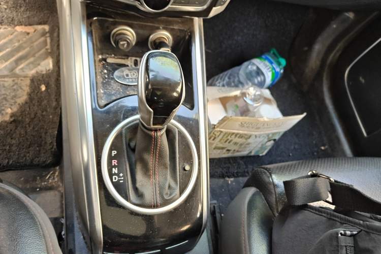 Used Zotye Domy X5 2017 Upgraded Model 1.5T CVT Governor Edition Gear Lever