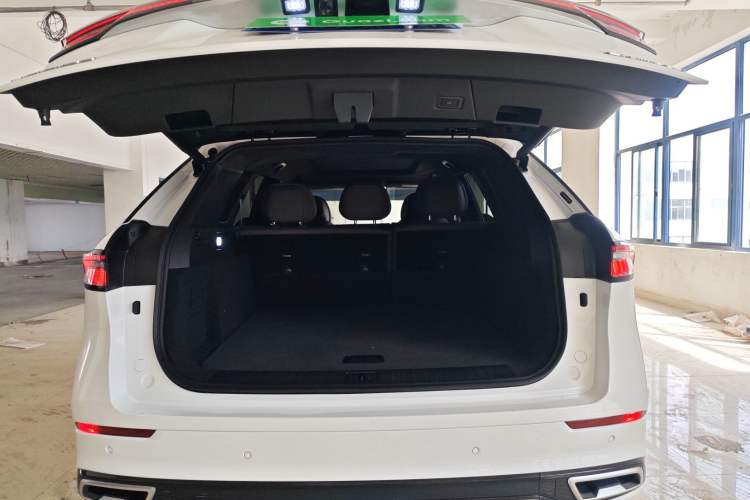 Used Chery Tiggo 9 2025 2.0T Automatic Two-Wheel Drive Luxury Edition 5 Seats Trunk