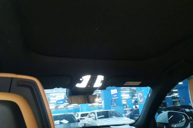 Used Lynk & Co 09 EM-P 2021 2.0T PHEV Halo Six-Seater
