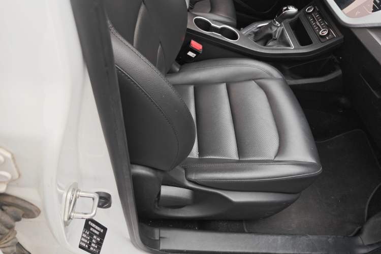 Used Geely Auto Vision 2020 Revised 1.5L Manual Asian Games Edition Right Front Seat