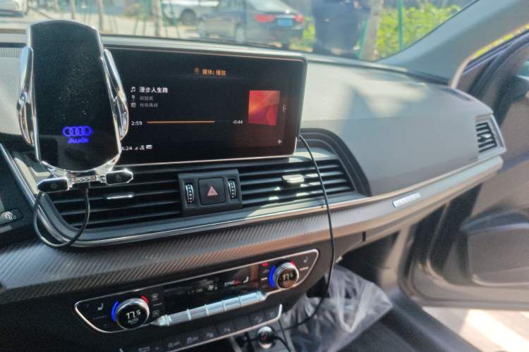 Used Audi Q5L 2020 45 TFSI Prestige Fashion Model