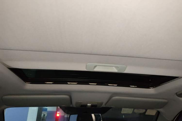 Used Brilliance V3 2016 1.5T Automatic Flagship Model