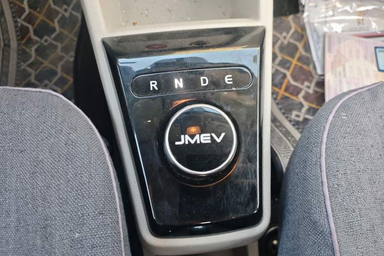 Used JMEV Xiao Qilin 2024 201km Comfort Version Gear Lever